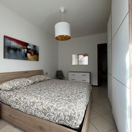 Elegante Casa -Rho Fiera Vanzago Exterior foto