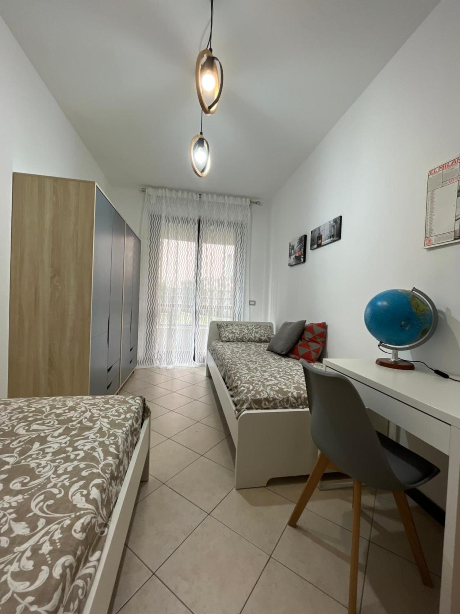 Elegante Casa -Rho Fiera Vanzago Exterior foto