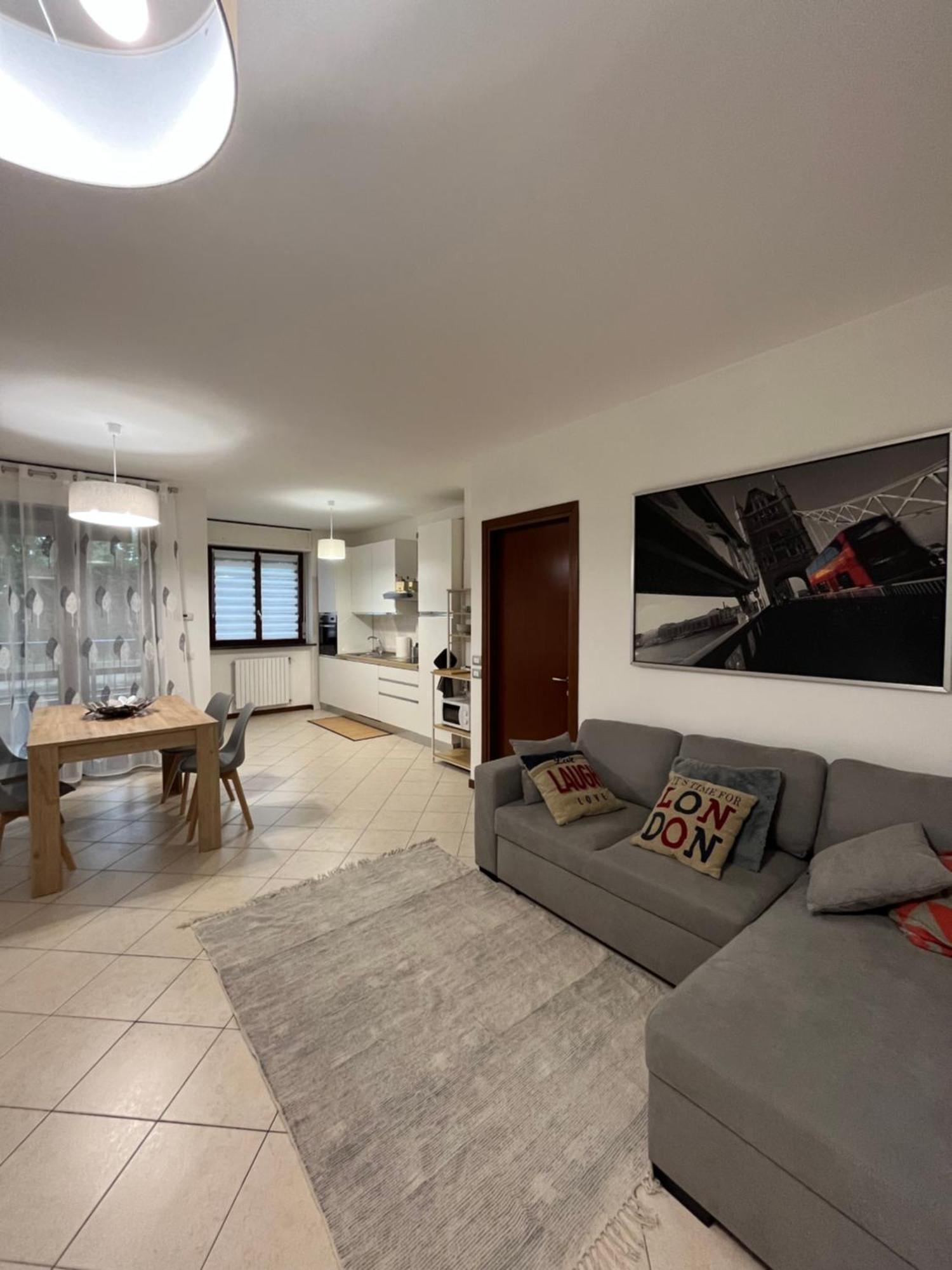 Elegante Casa -Rho Fiera Vanzago Exterior foto
